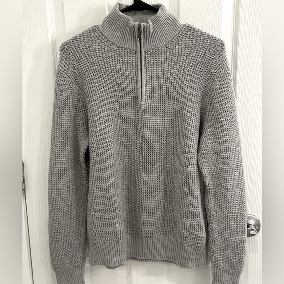 J Crew Men’s quarter zip sweater - Picture 3 of 4